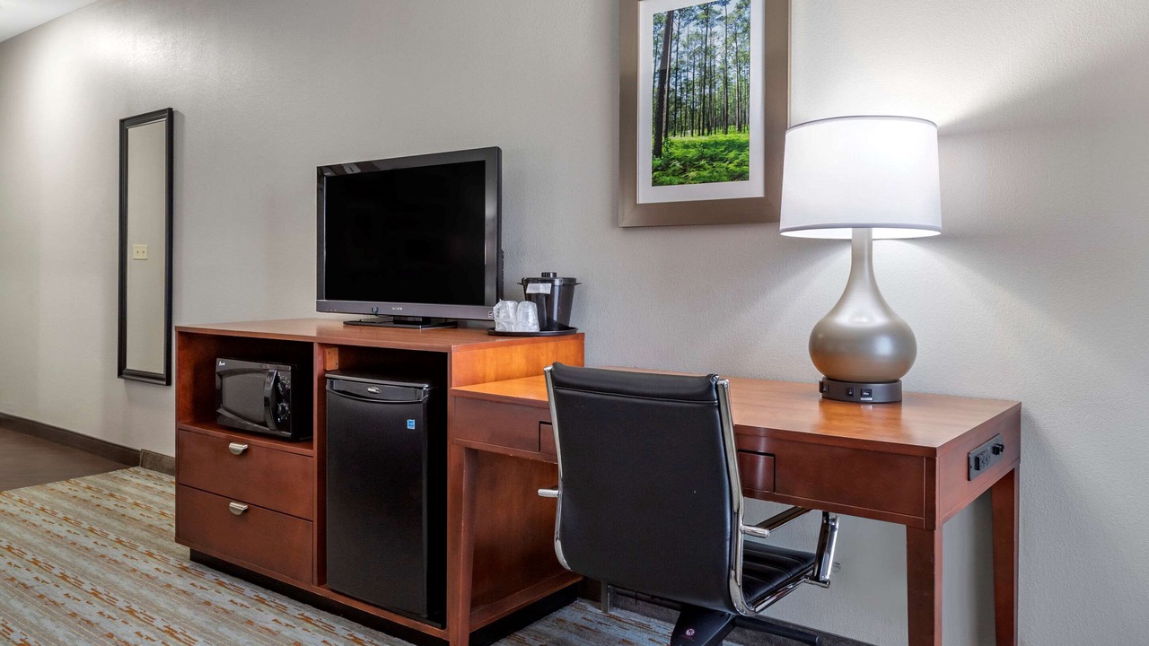 Photo of Bedroom in Cleveland