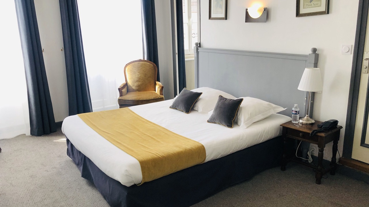 Photo of Bedroom in Mercurey
