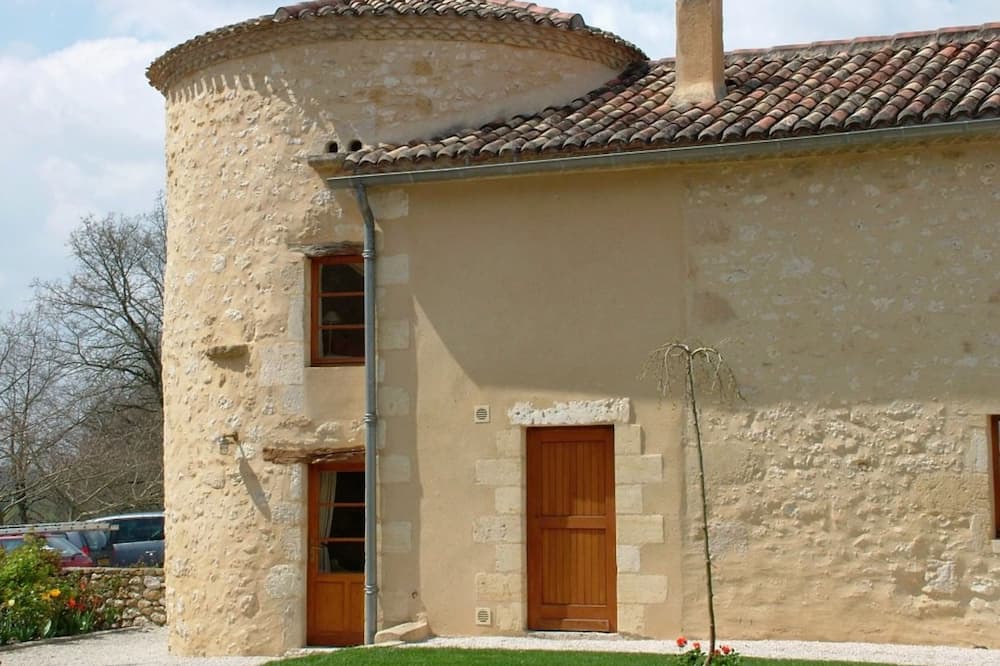 Photo of Outdoor in Castillon - Pujols Intercommunalite