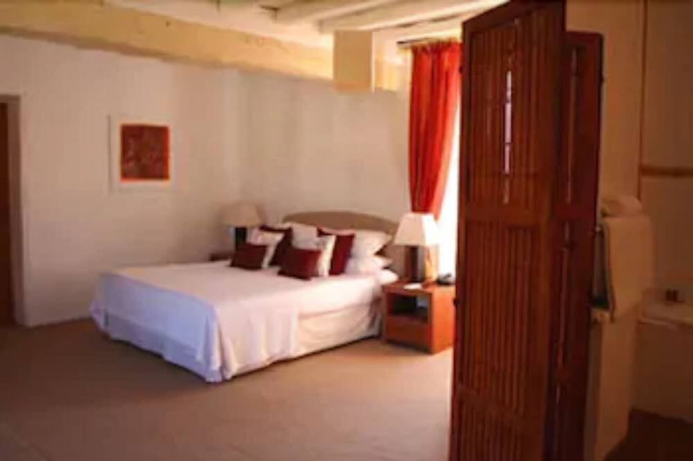 Photo of Bedroom in Castillon - Pujols Intercommunalite