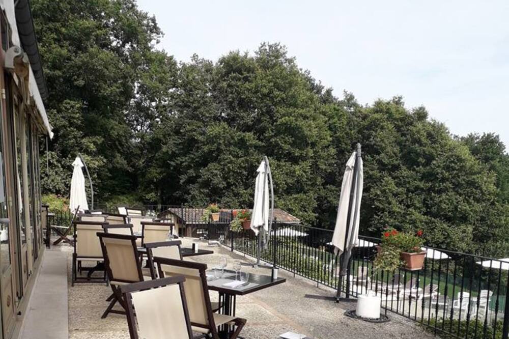 Photo of Patio Balcony in Castillon - Pujols Intercommunalite