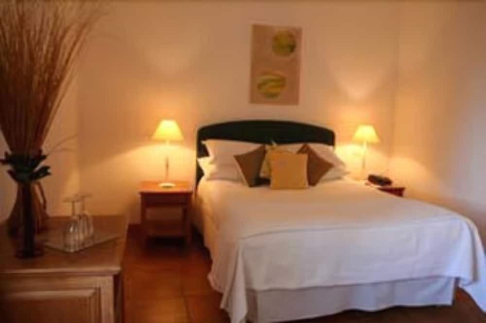 Photo of Bedroom in Castillon - Pujols Intercommunalite