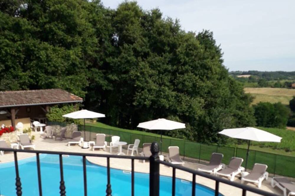 Photo of Outdoor in Castillon - Pujols Intercommunalite