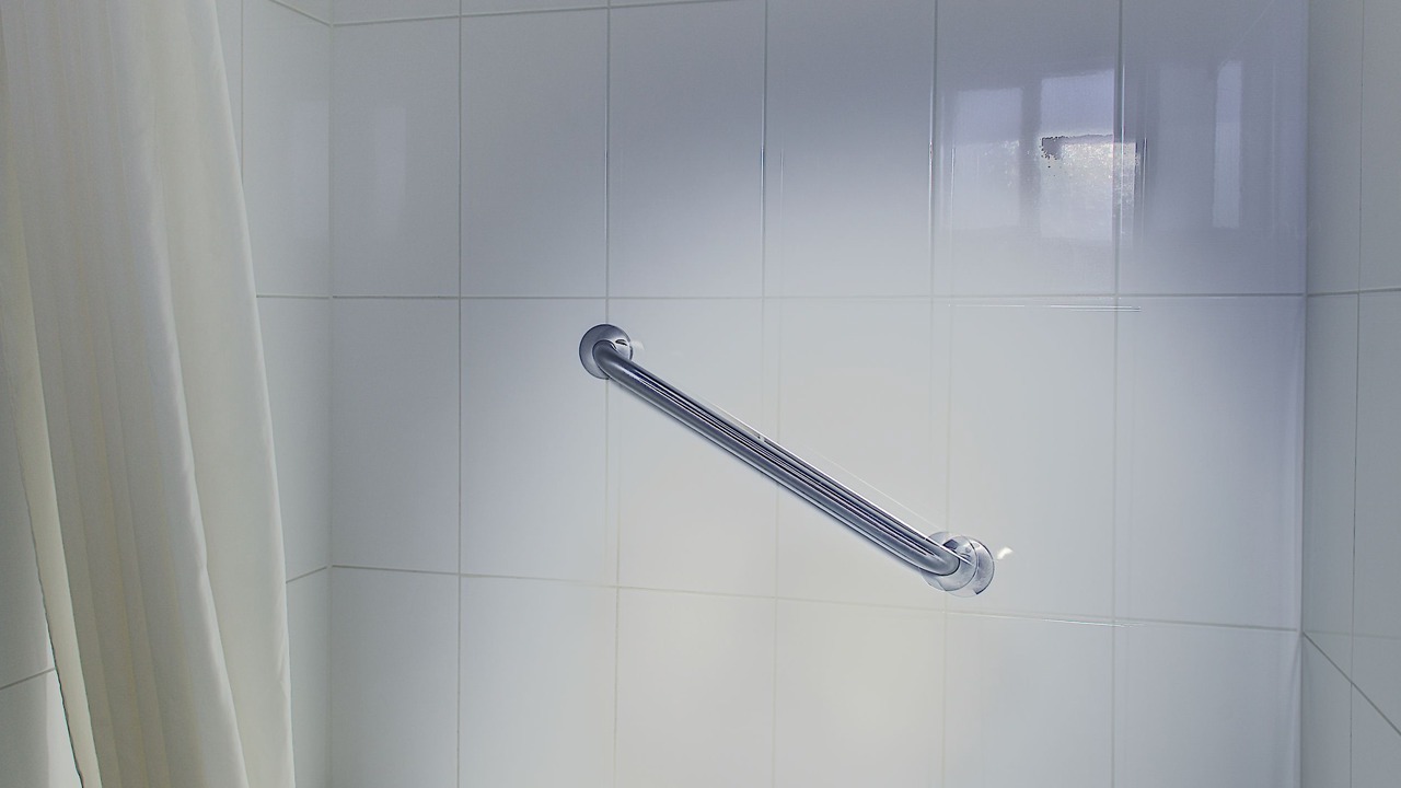 Photo of Bathroom in Multnomah