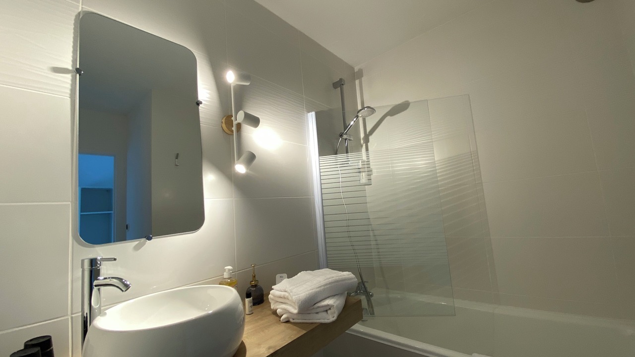 Photo of Bathroom in Rochemaure