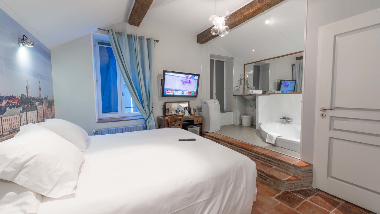 Photo of Bedroom in Castres