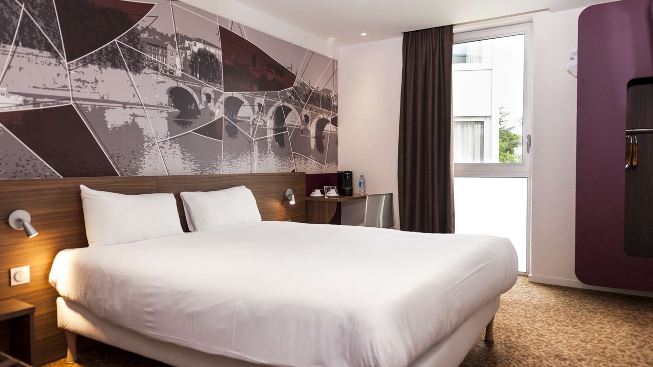 Photo of Bedroom in Colomiers