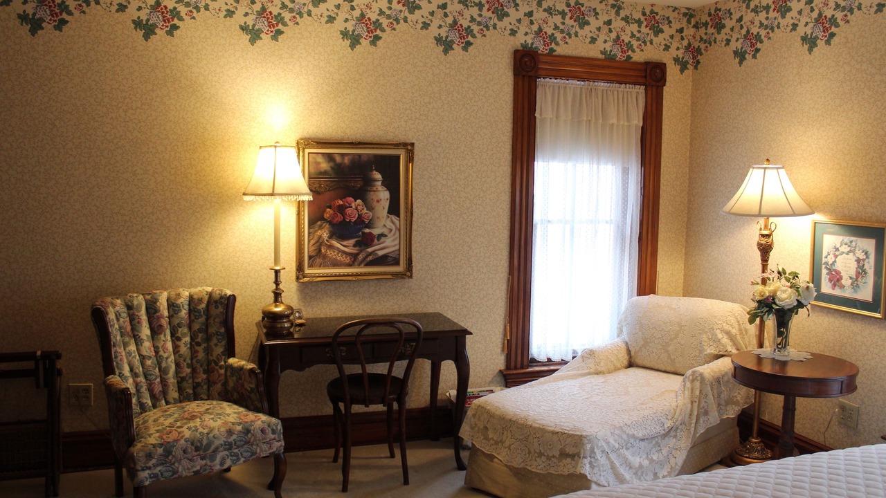 Photo of Bedroom in Algonquin