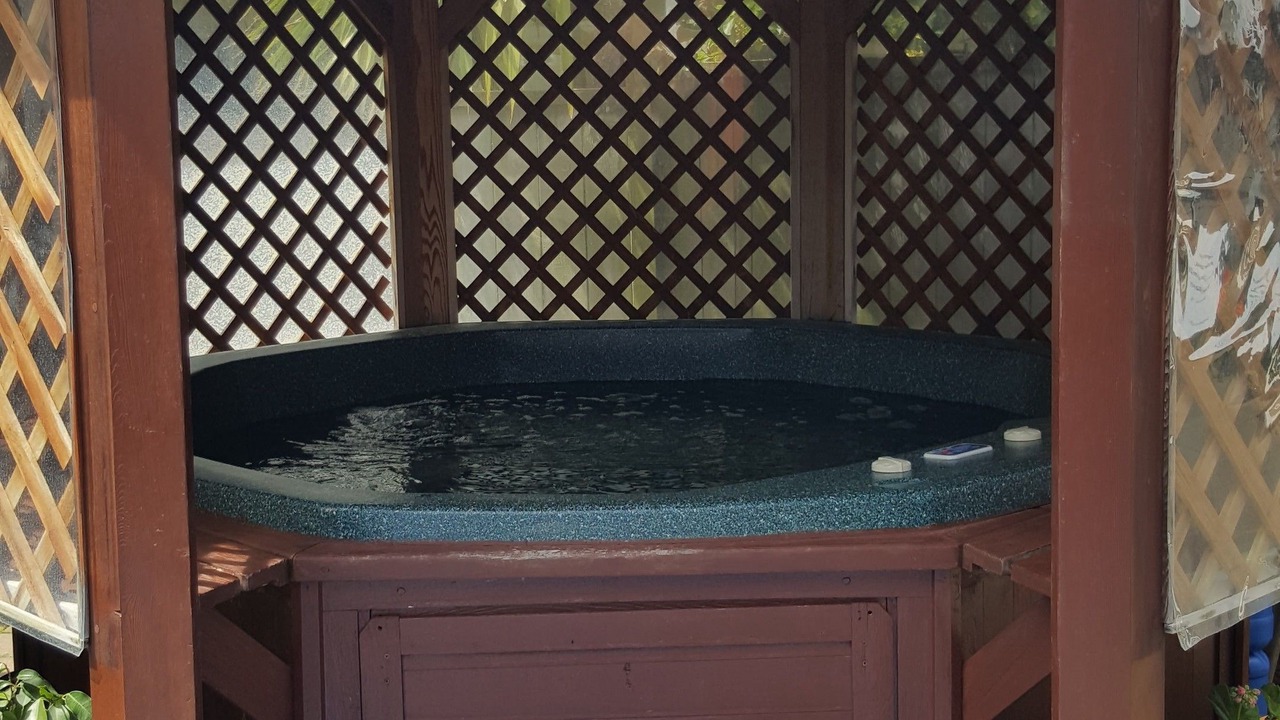 Photo of Others in Albany