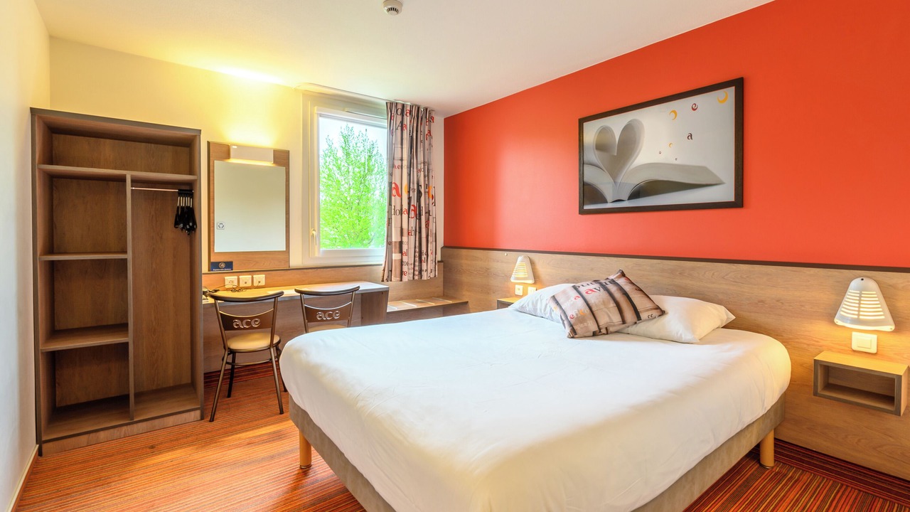 Photo of Bedroom in Brive-la-Gaillarde