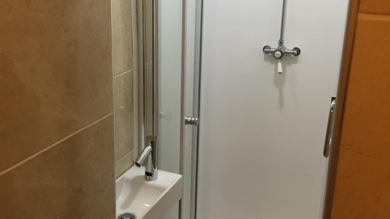 Photo of Others in Kennington