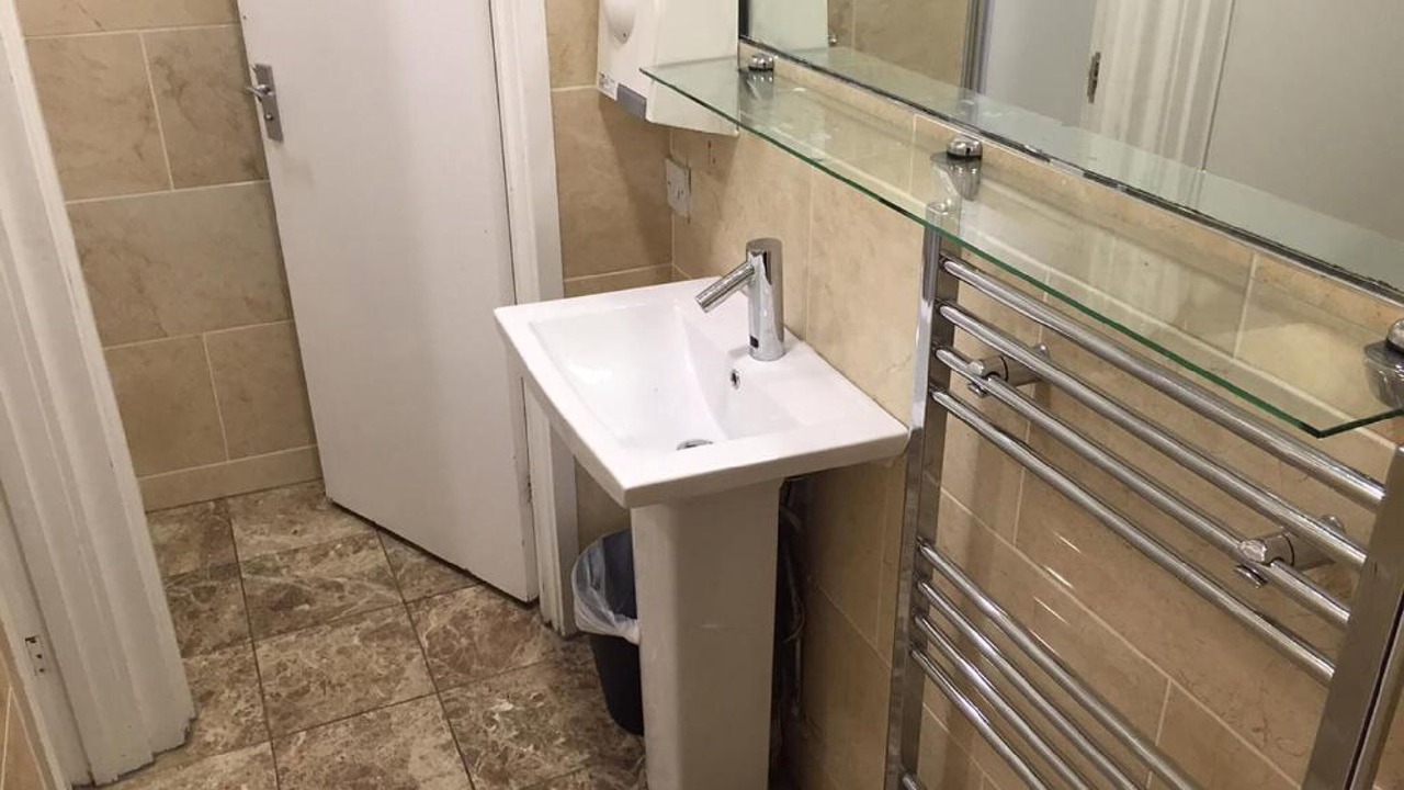 Photo of Others in Kennington