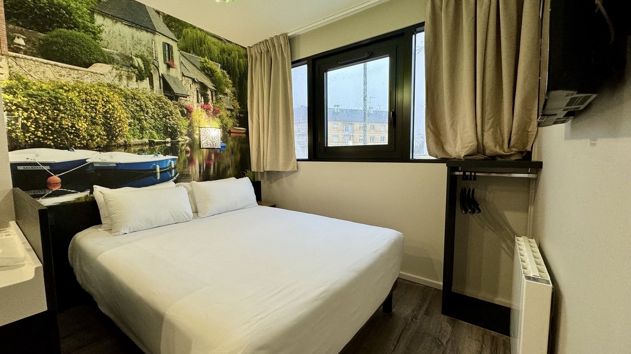 Photo of Bedroom in Saint-Nazaire