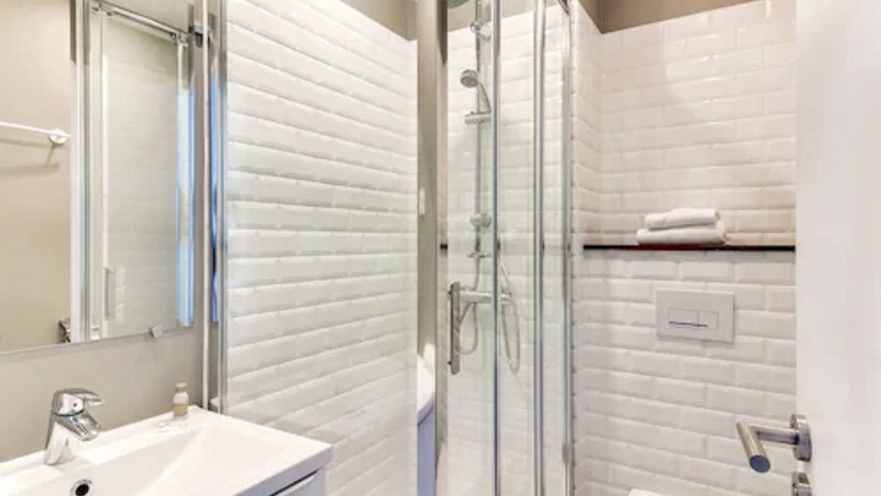 Photo of Bathroom in Saint-Nazaire