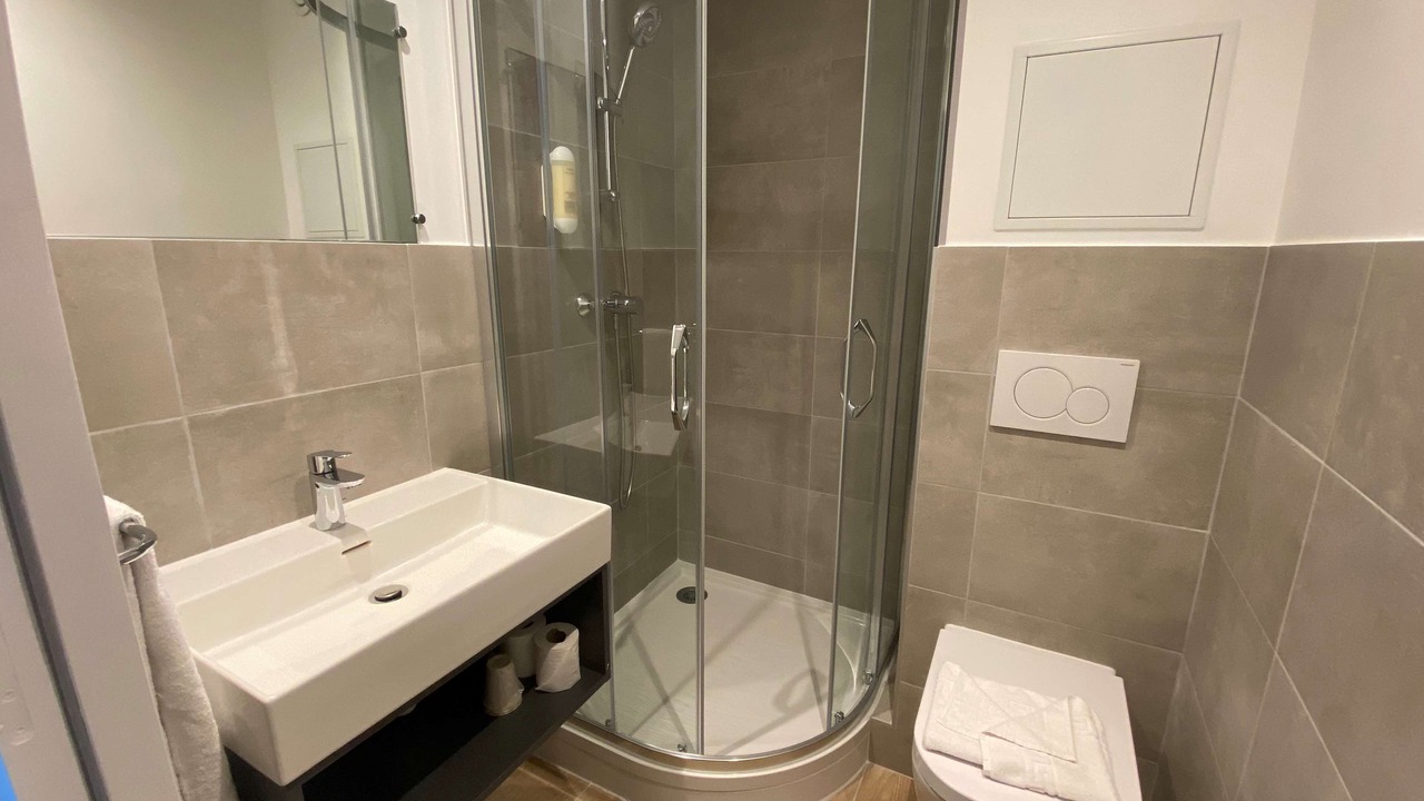 Photo of Bathroom in La Chapelle-Saint-Mesmin