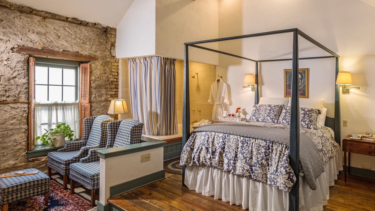 Photo of Livingroom in Cedarburg