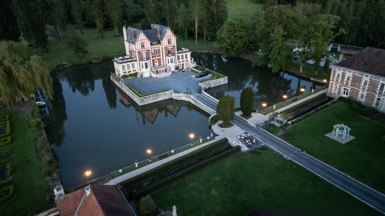 Photo of Outdoor in Quesmy