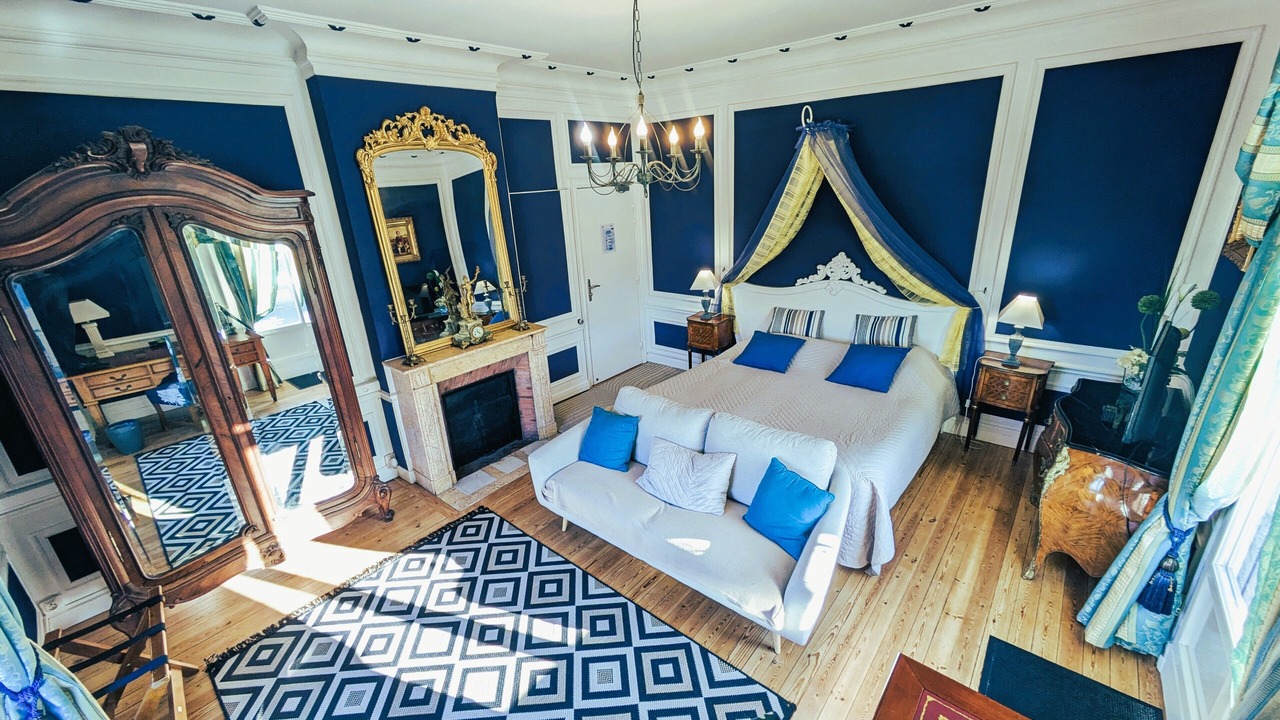 Photo of Others in Quesmy