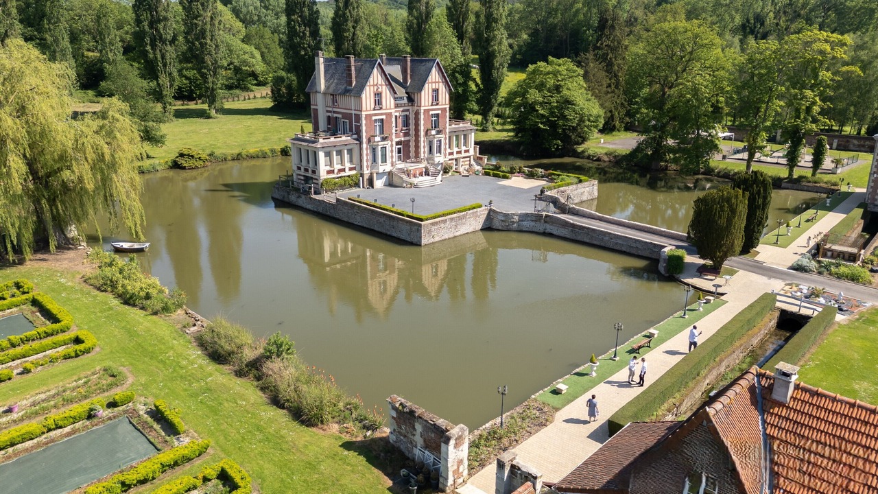 Photo of Outdoor in Quesmy