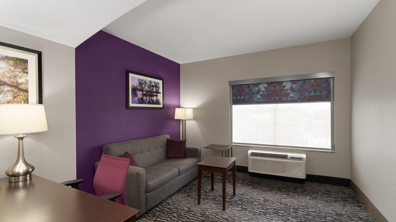 Photo of Bedroom in Broadmoor