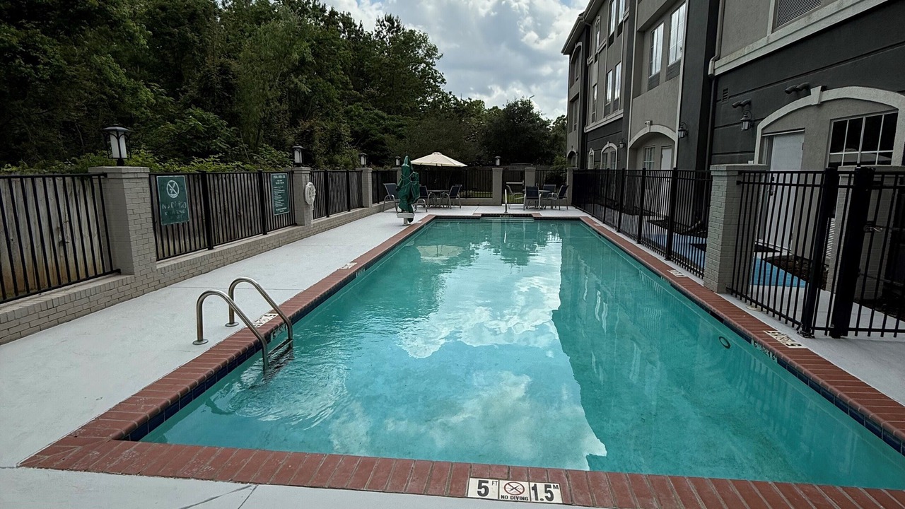 Photo of Outdoor in Broadmoor