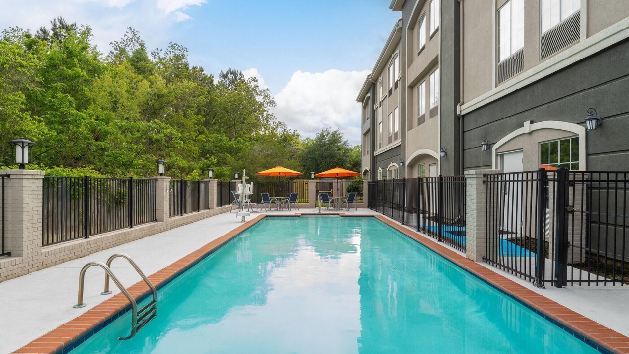 Photo of Outdoor in Broadmoor
