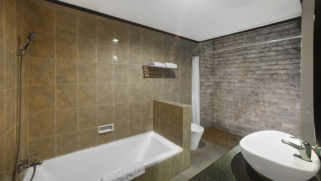 Photo of Bathroom in Pemaron