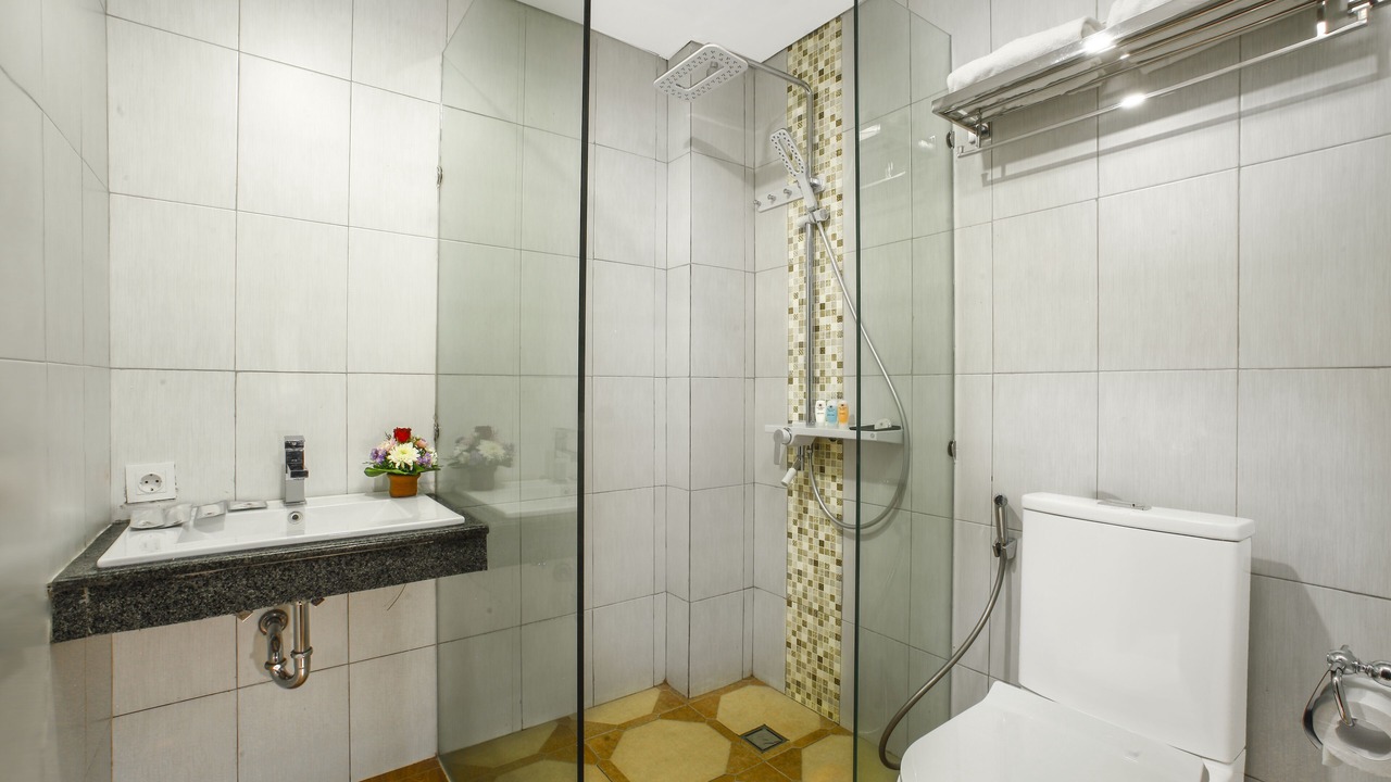 Photo of Bathroom in Pemaron