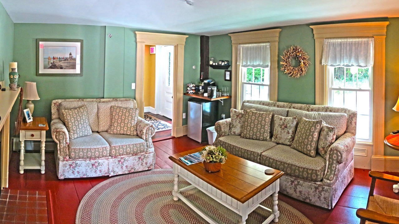 Photo of Others in Meredith