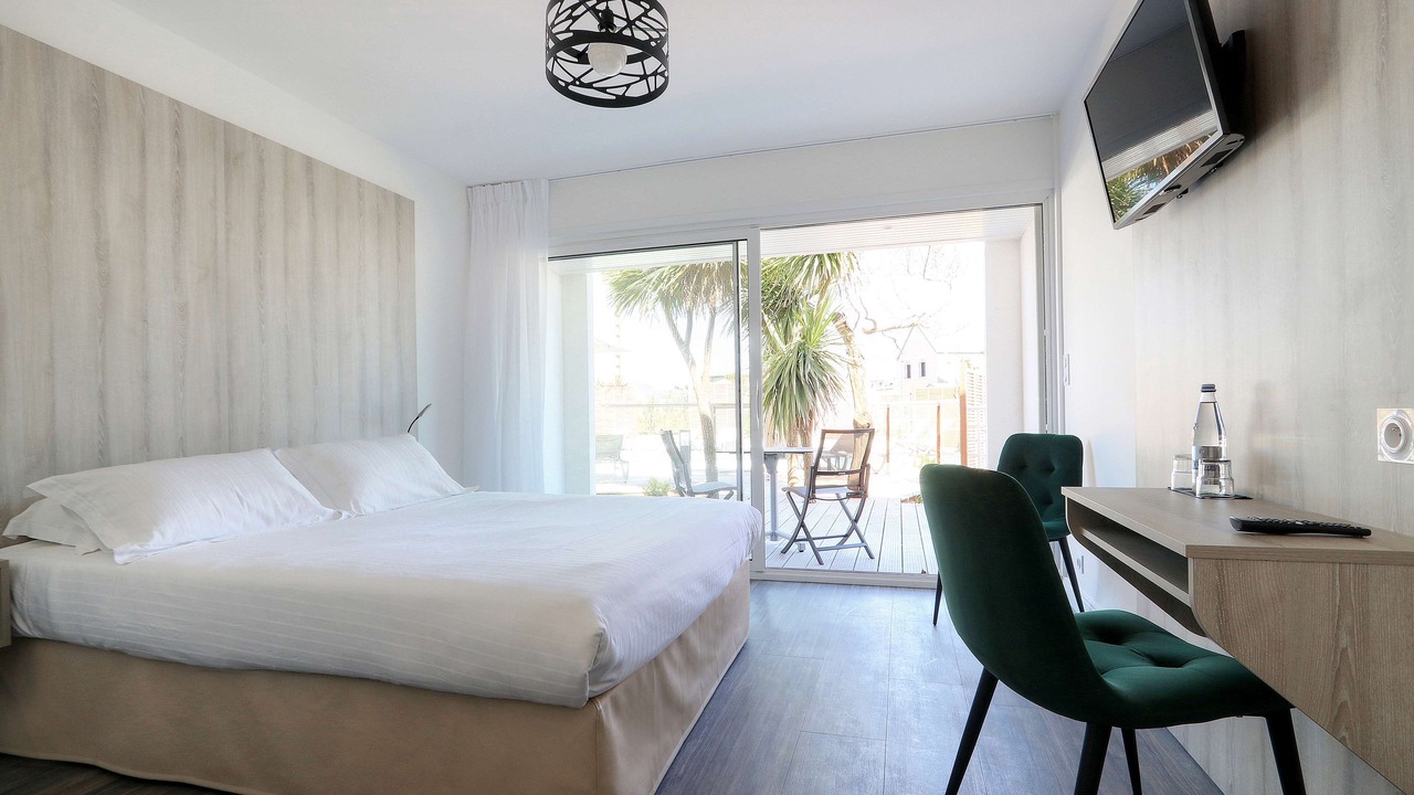 Photo of Bedroom in Quiberon