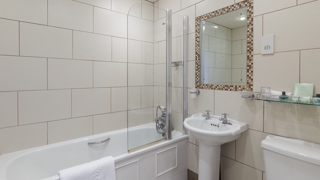 Photo of Others in Mullion