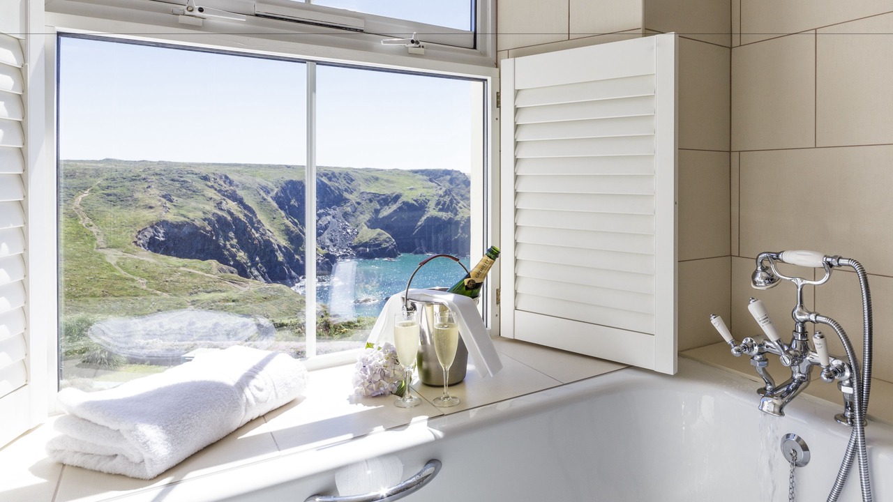 Photo of Others in Mullion