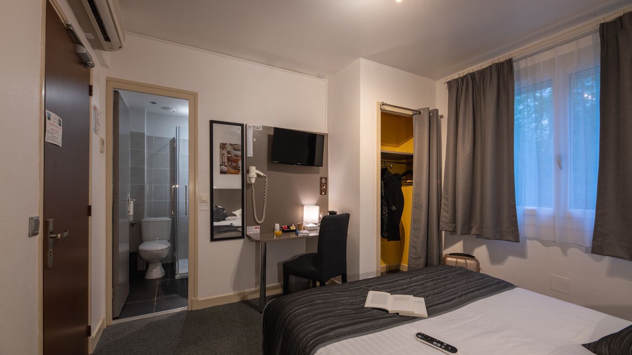 Photo of Bedroom in Saint-Marcel