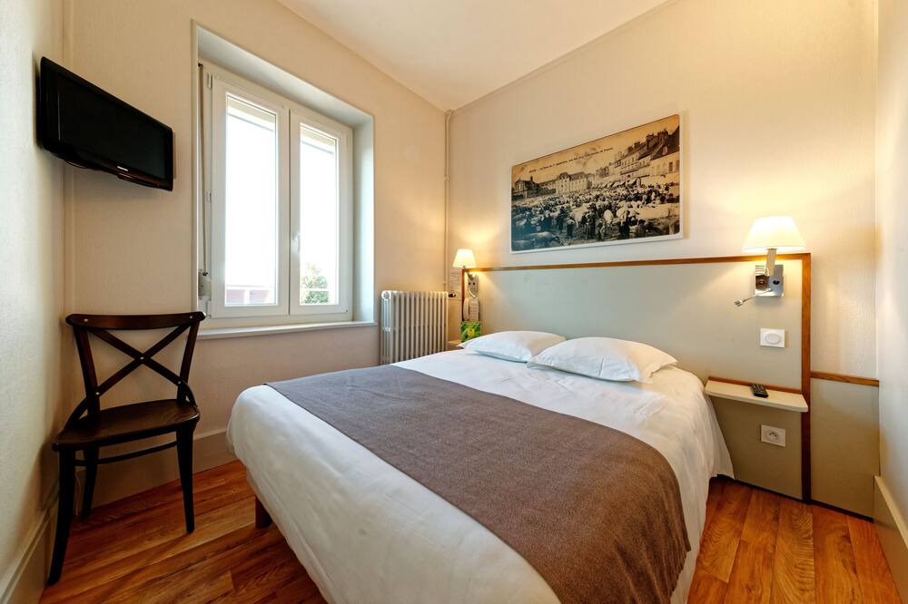 Photo of Bedroom in Autun