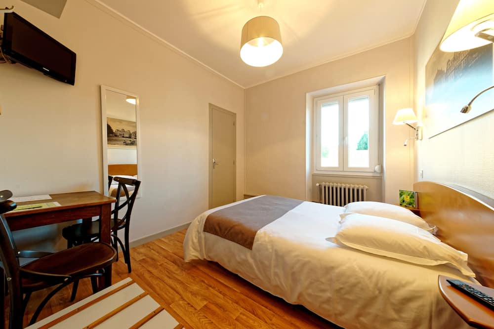 Photo of Bedroom in Autun