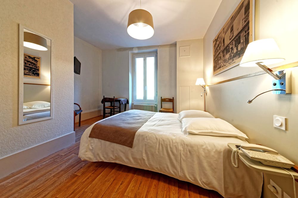 Photo of Bedroom in Autun