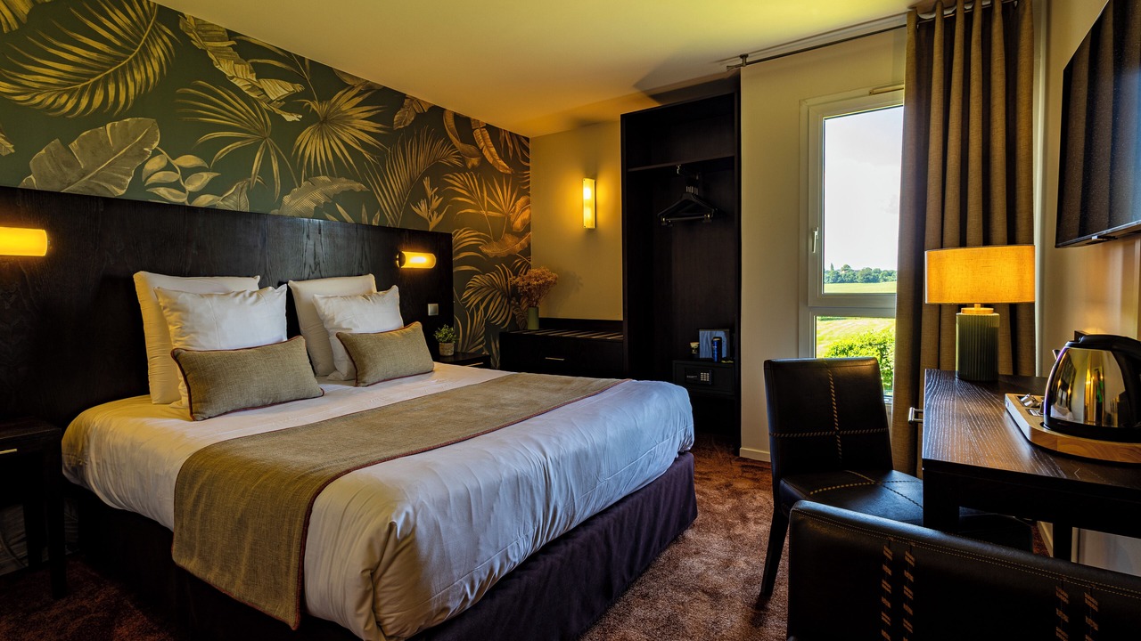 Photo of Bedroom in Semur-en-Auxois