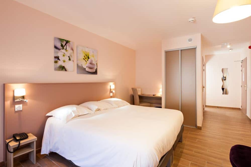 Photo of Bedroom in Mont-Dore