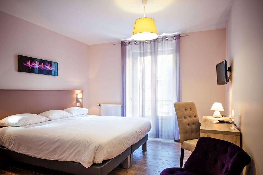 Photo of Bedroom in Mont-Dore