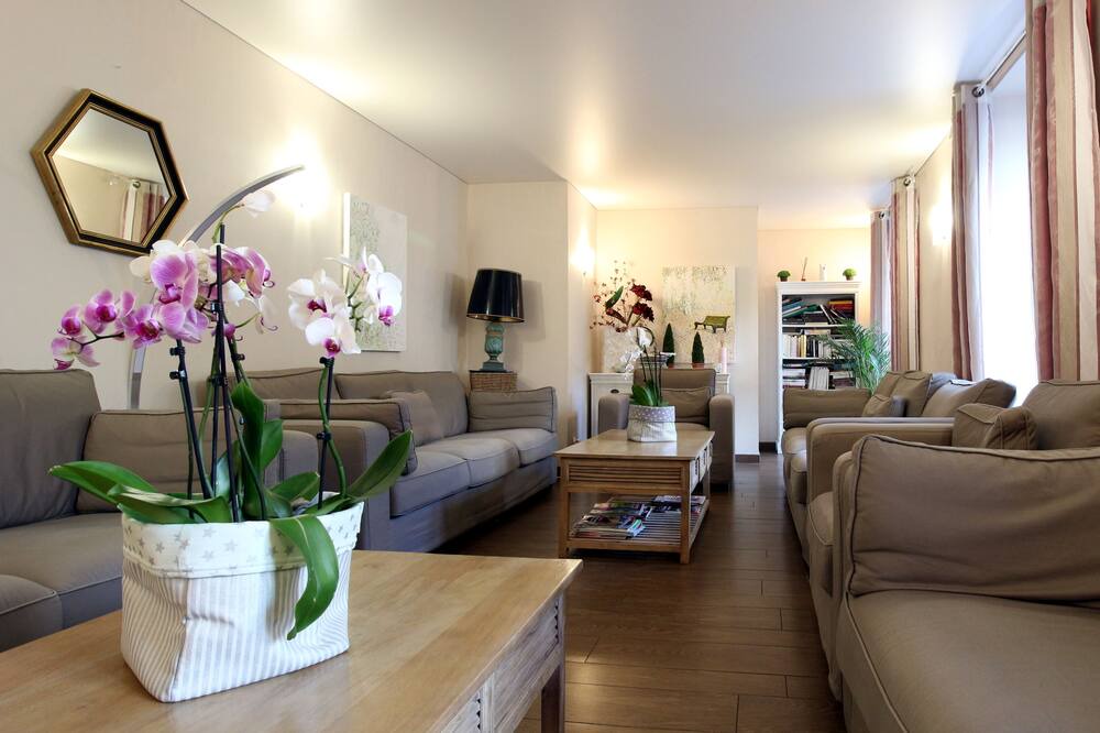 Photo of Others in Mont-Dore