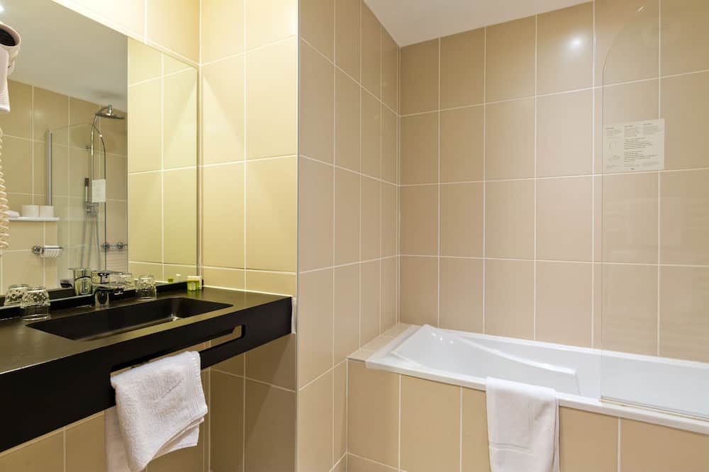 Photo of Bathroom in Mont-Dore