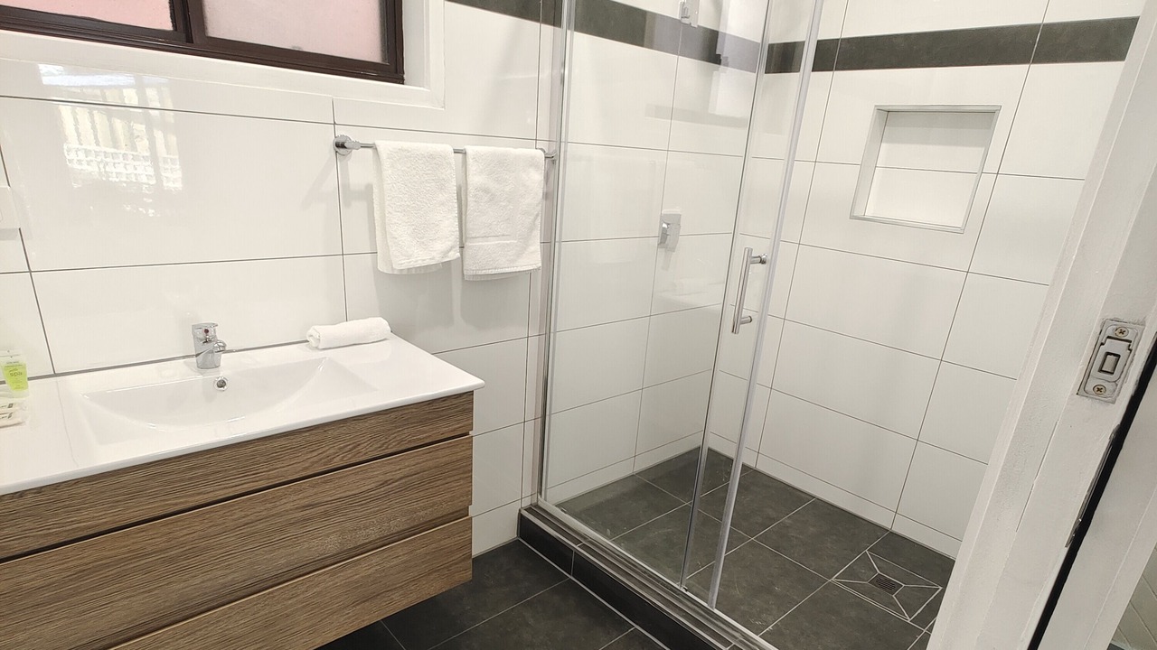 Photo of Bathroom in Cowes