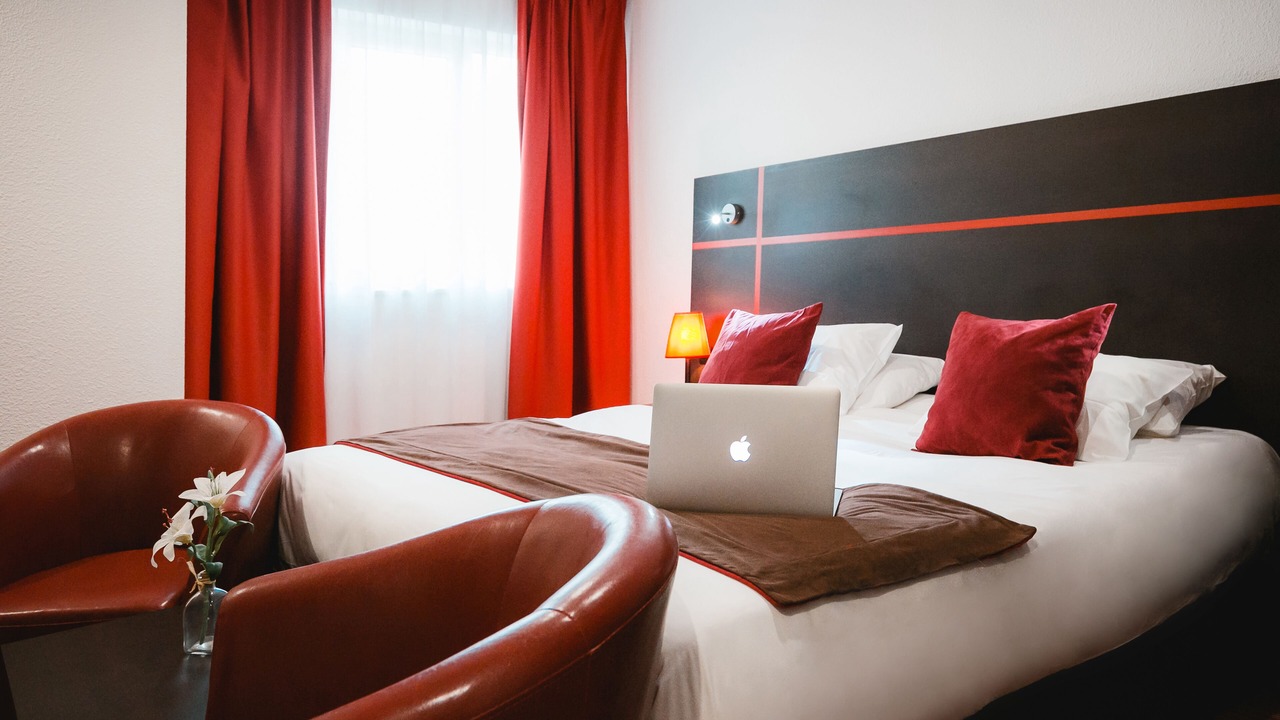 Photo of Bedroom in Proville