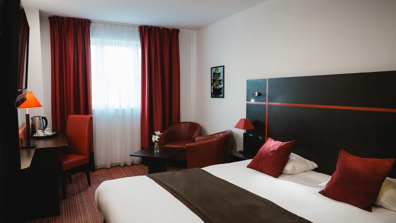 Photo of Bedroom in Proville