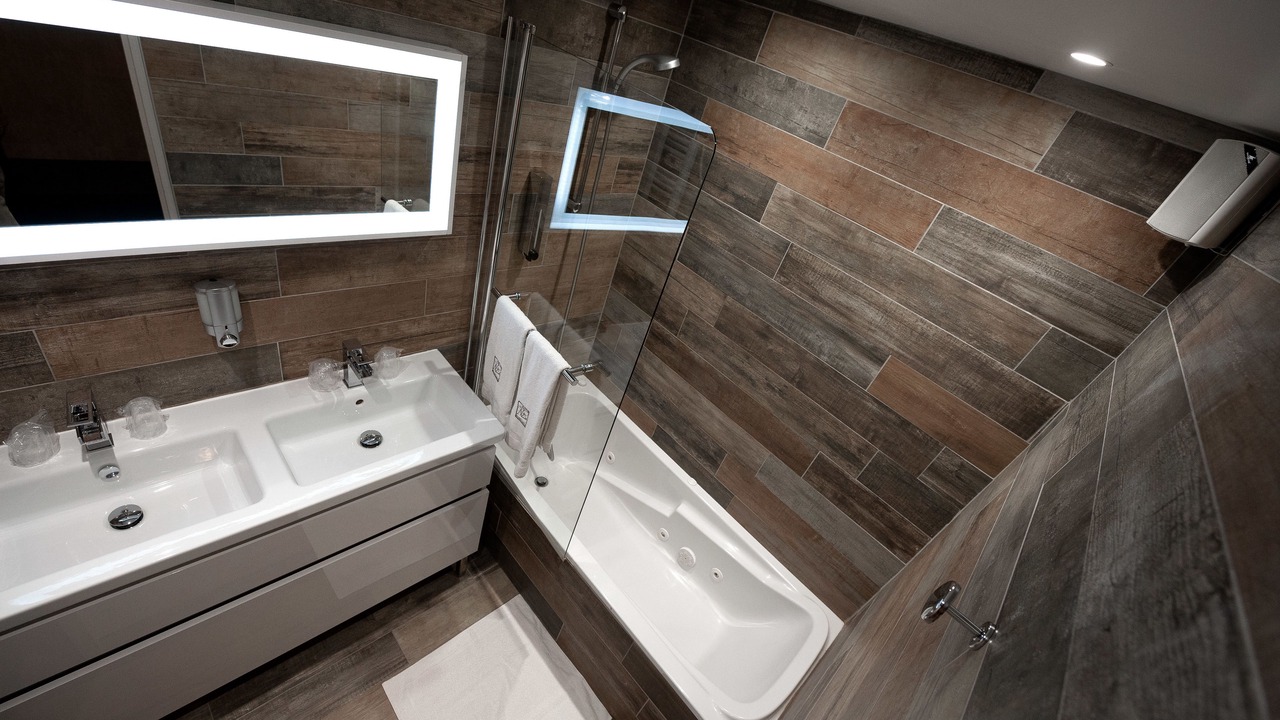 Photo of Bathroom in Montceau-les-Mines