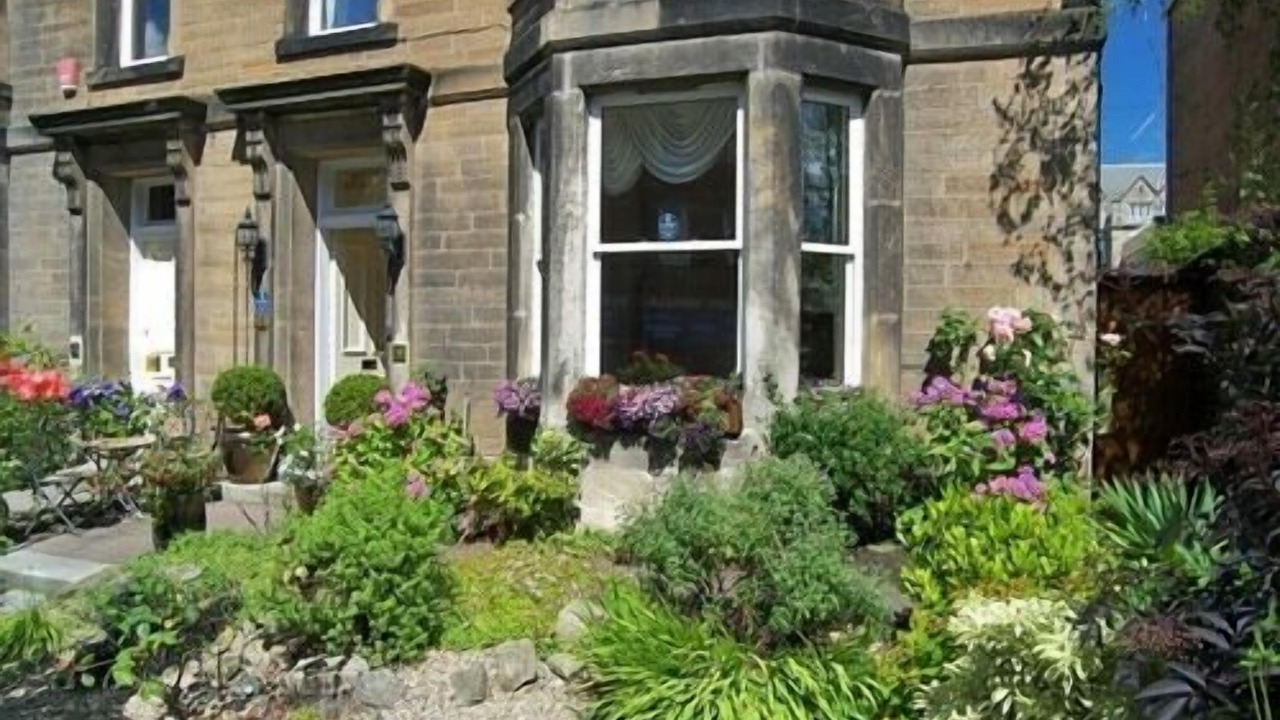 Photo of Outdoor in Newington