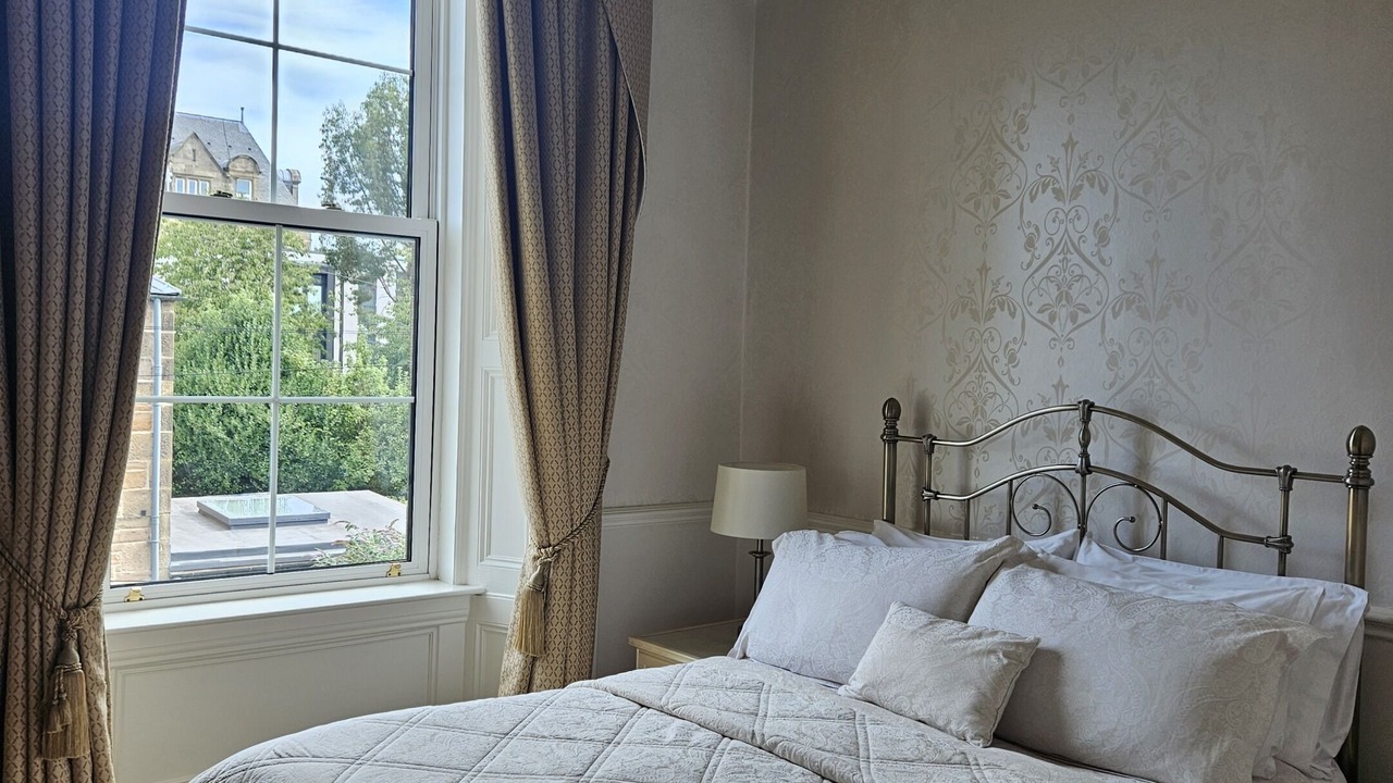 Photo of Bedroom in Newington