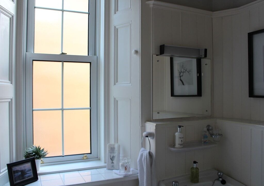 Photo of Bathroom in Newington