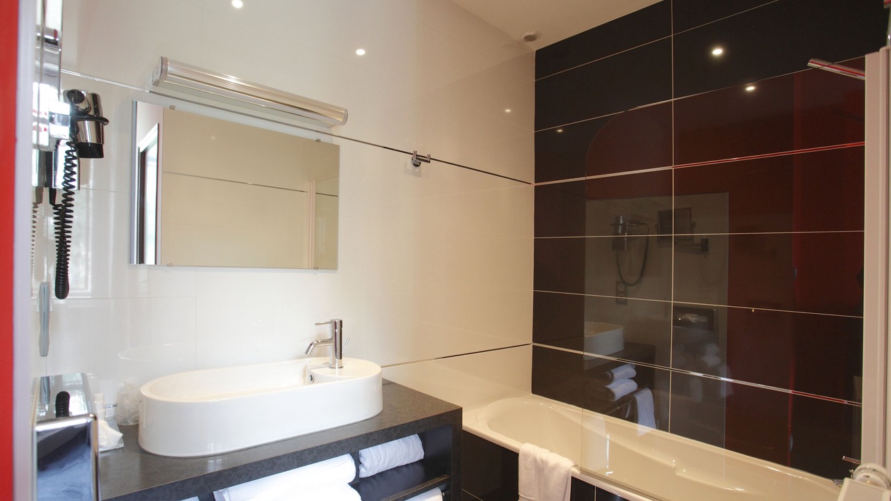 Photo of Bathroom in Saint-Laurent-sur-Sevre