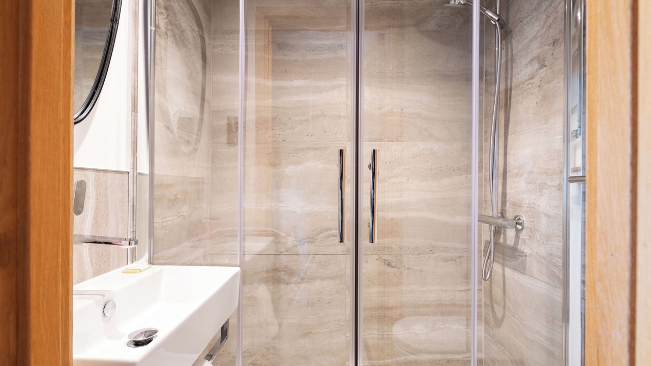 Photo of Bathroom in Trenance